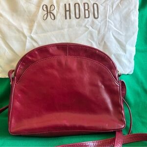 HOBO Beckett Crossbody